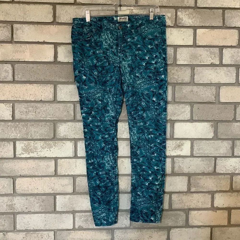 3for$20 jeans size 11 junior
